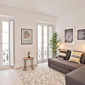 Apartamento Bmyguest - Bica River View, Lisboa